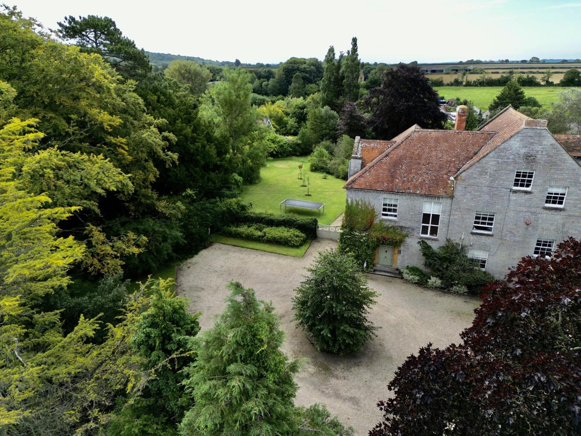 The Mount Somerton Retreat - Nr Bruton, Glastonbury, The Spectacular Wells Cathedral, Millfield School, Leonardo Helicopters, Yeovilton Exterior foto